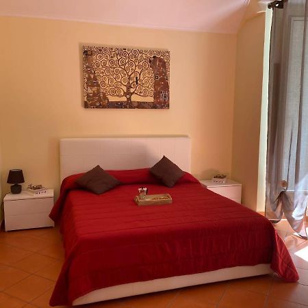 Home In Love: Vicoletto Dei Presepi Наполи Екстериор снимка
