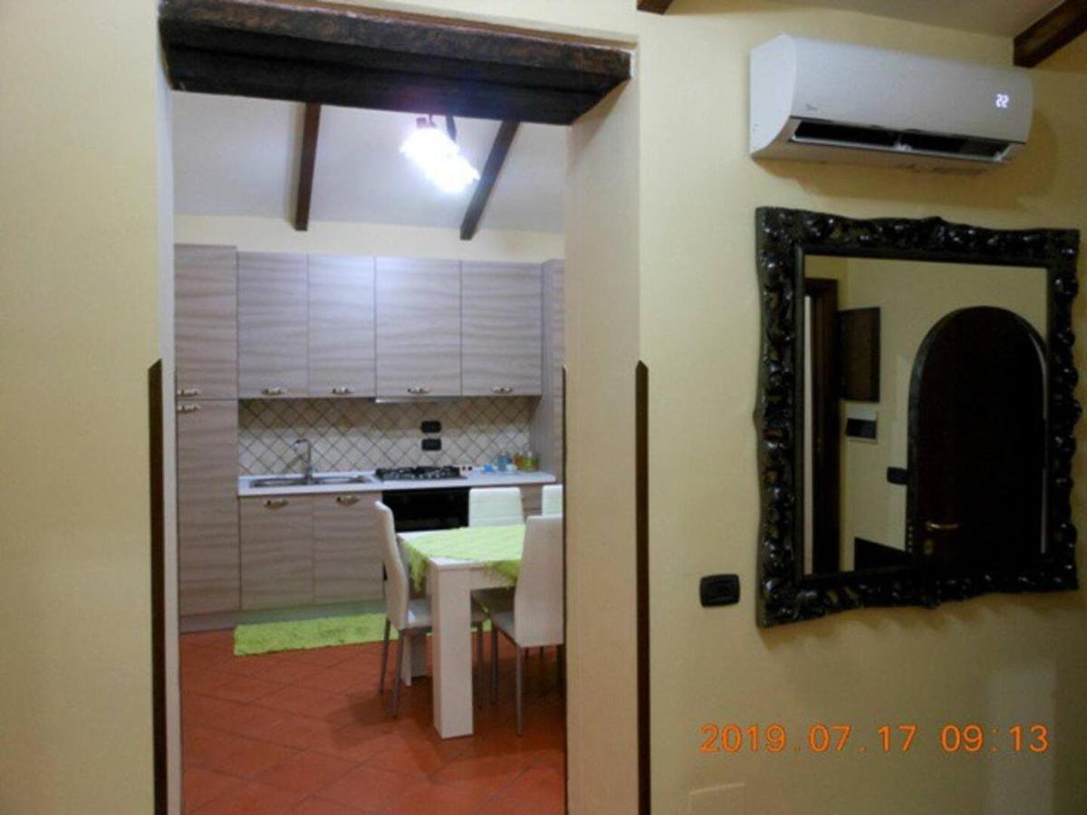 Home In Love: Vicoletto Dei Presepi Наполи Екстериор снимка