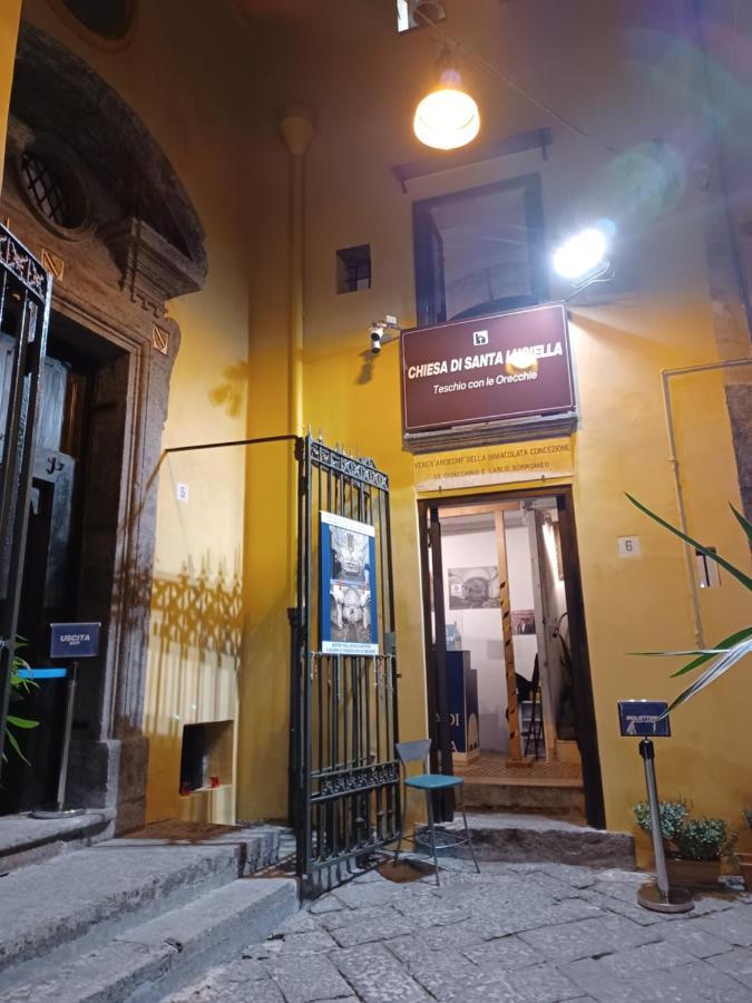 Home In Love: Vicoletto Dei Presepi Наполи Екстериор снимка